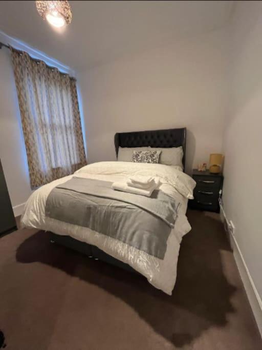 Two Bedroom Flat In London Exterior foto